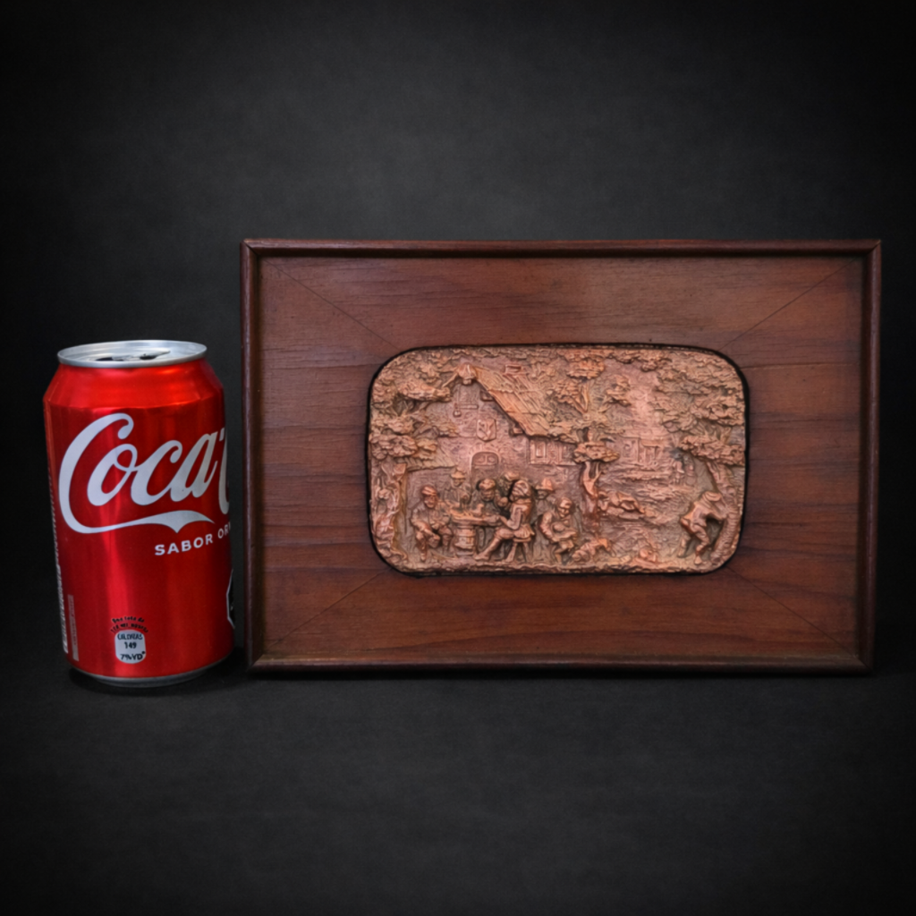 Cuadro en relieve de cobre; escena campestre. Circa siglo XX. Cuadro en relieve de cobre; escena campestre. Circa siglo XX.