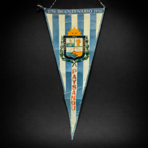 Banderín conmemorativo "Bicentenario de Paysandú 1756–1956".