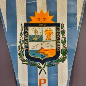 Banderín conmemorativo «Bicentenario de Paysandú 1756–1956». Banderín conmemorativo "Bicentenario de Paysandú 1756–1956".