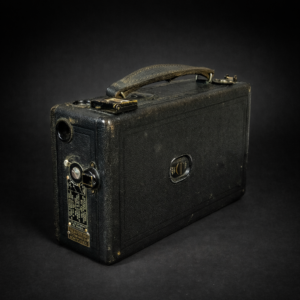 Cámara de cine Kodak "Ciné-Kodak", Model B. Circa 1923.