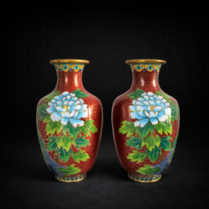 Inicio Par de floreros orientales cloisonné sobre bronce.