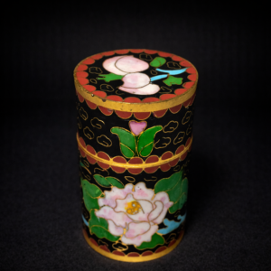 Inicio Caja antigua cloisonné con esmalte turquesa.