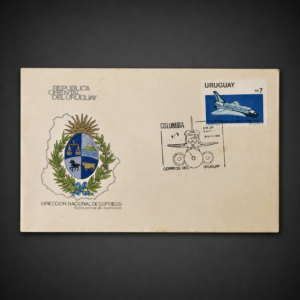 Sobre filatélico Uruguay-Columbia; ca. 1982.