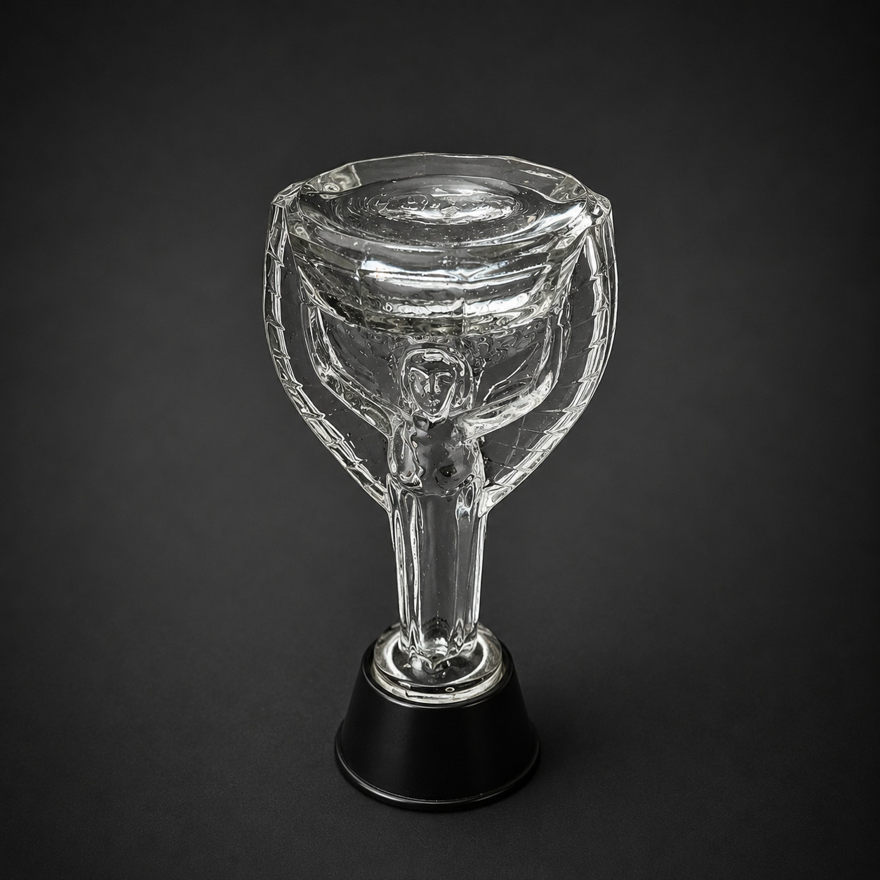 Frasco de perfume "Olimpic", Jules Rimet; ca. 1930. Frasco de perfume "Olimpic", Jules Rimet; ca. 1930.