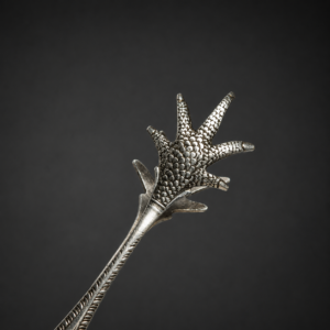 Pinza inglesa antigua para azúcar; garra marina, ca. 1900.