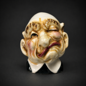 Salero japonés rostro caricaturesco, ca. 1950.