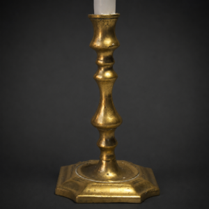 Inicio Candelero antiguo de bronce macizo, ca. 1930.