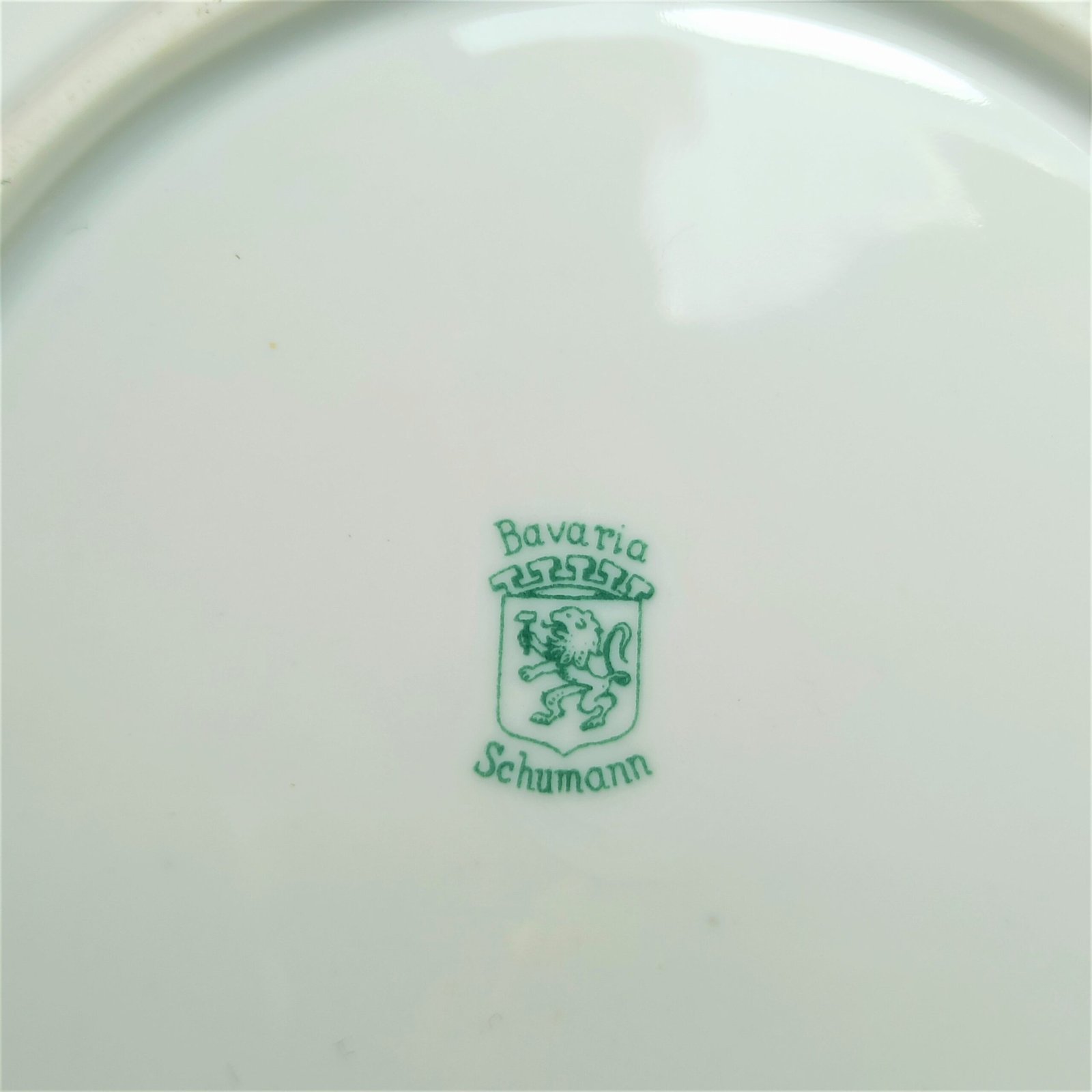 Juego de platos de postre Schumann Bavaria, ca. 1950. Juego de platos de postre Schumann Bavaria, ca. 1950.