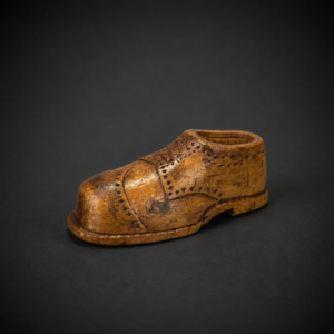 Caja para rapé en forma de zapato brogue, ca. 1900.