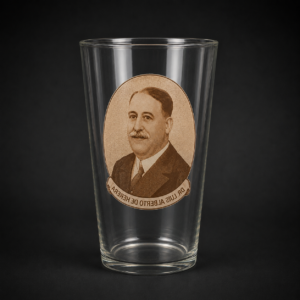 Vaso con retrato de Luis Alberto de Herrera, ca. 1930. Vaso con retrato de Luis Alberto de Herrera, ca. 1930.