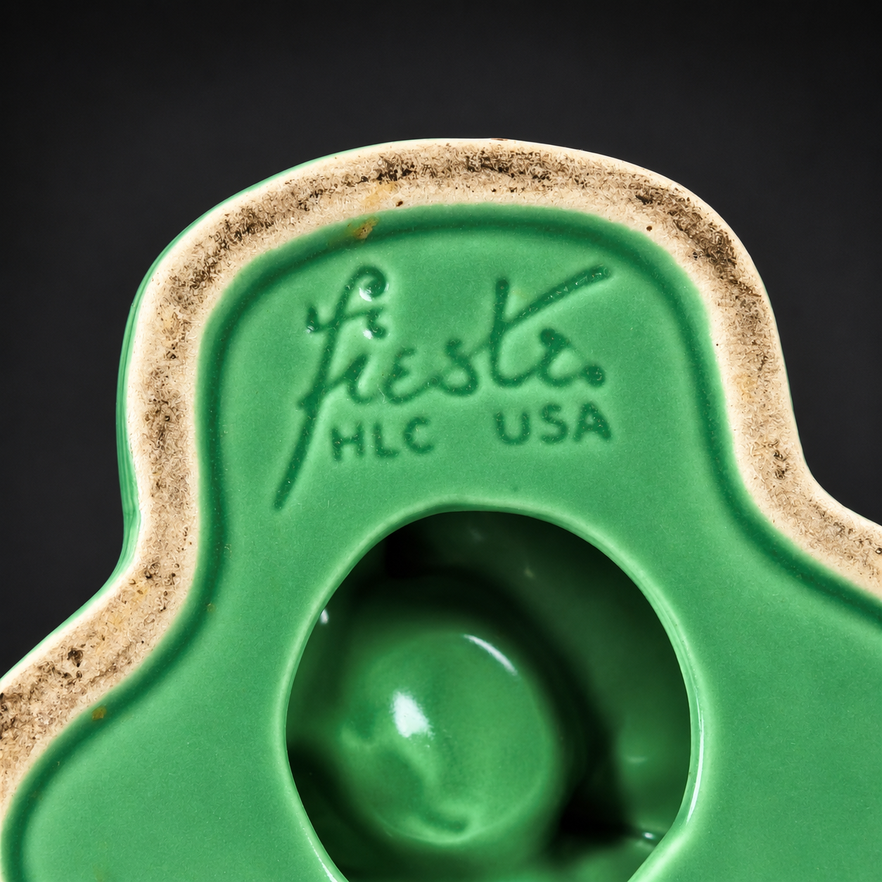 Candelero Fiesta verde jade de Homer Laughlin, ca. 1940. Candelero Fiesta verde jade de Homer Laughlin, ca. 1940.