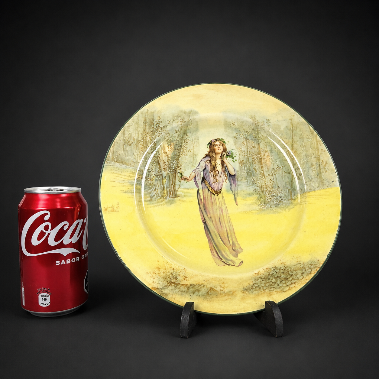 Plato decorativo "Ophelia" Royal Doulton, ca. 1910. Plato decorativo "Ophelia" Royal Doulton, ca. 1910.