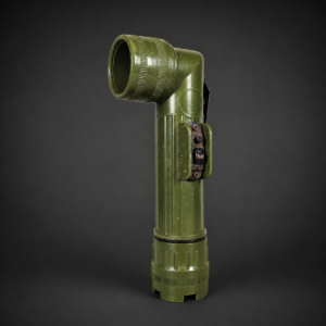 Linterna militar de ángulo recto TL-122, ca. 1950.