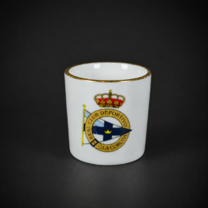 Pequeño vaso de porcelana del Deportivo La Coruña, ca. 1970.