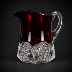 Jarrita victoriana Ruby Glass grabada, ca. 1910. Jarrita victoriana Ruby Glass grabada, ca. 1910.