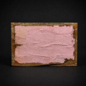 Placa tallada con Saraswati en madera, ca. 1950.