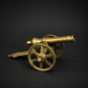 Reproducción de cañón de bronce macizo, ca. 1940.