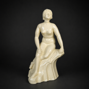 Figura femenina Art Déco en cerámica, ca. 1940.