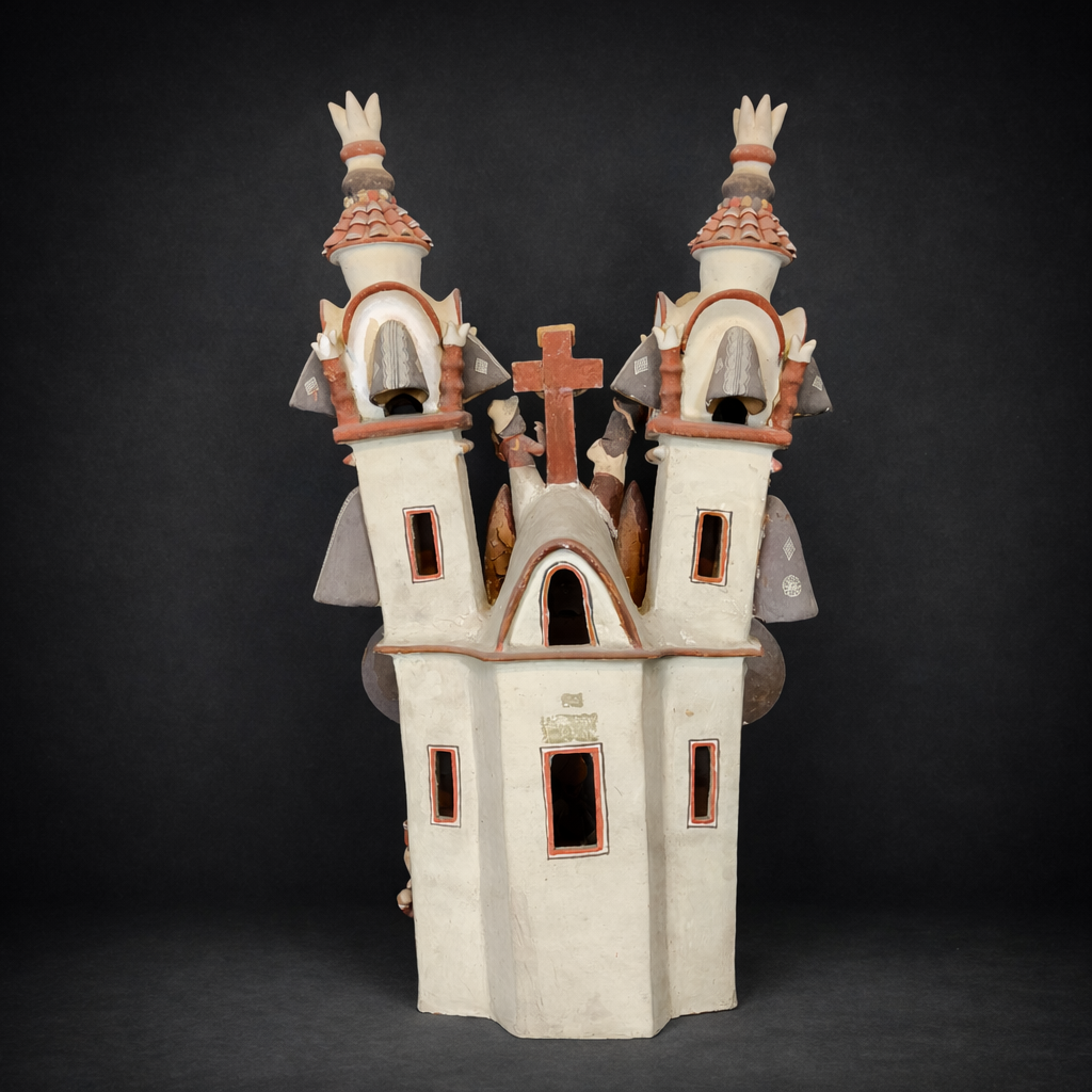 Iglesia-altar ayacuchana con Nacimiento y Pasión, ca. 1960. Iglesia-altar ayacuchana con Nacimiento y Pasión, ca. 1960.