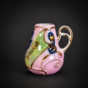Mate de porcelana alemana “Felicidad”, ca. 1910.