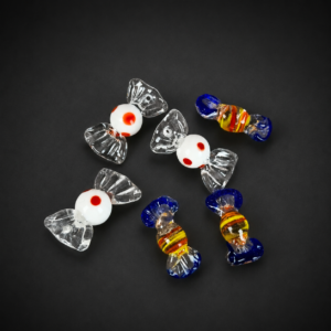 Caramelos decorativos en cristal tipo Murano, siglo XXI.