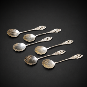 Juego de cucharitas para té en plata, ca. 1950.