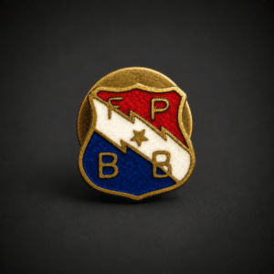 Prendedor esmaltado FPBB deportivo, ca. 1950.