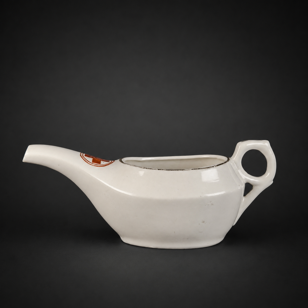 Vaso de alimentación de la Cruz Roja alemana, ca. 1940. Vaso de alimentación de la Cruz Roja alemana, ca. 1940.