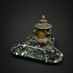 Tintero francés de bronce y mármol, ca. 1880.